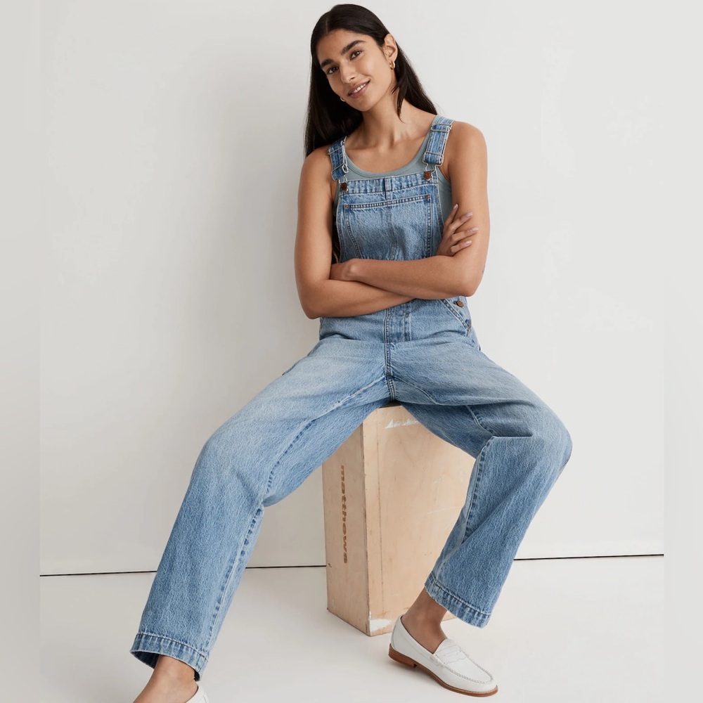 Madewell Denim Oversized Carpenter Overalls in Aldott Wash